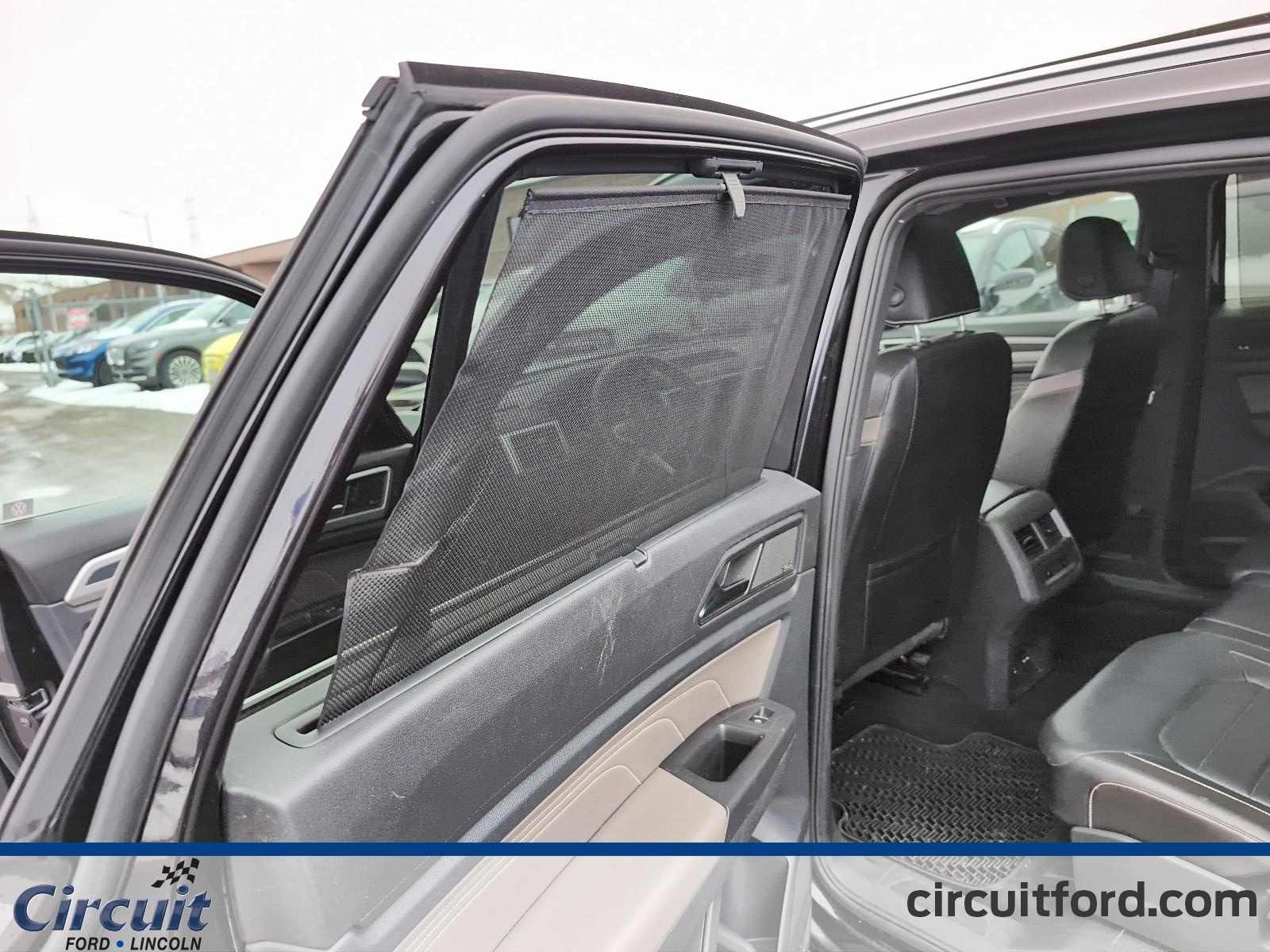 2022 Volkswagen Atlas Cross Sport - Image 17