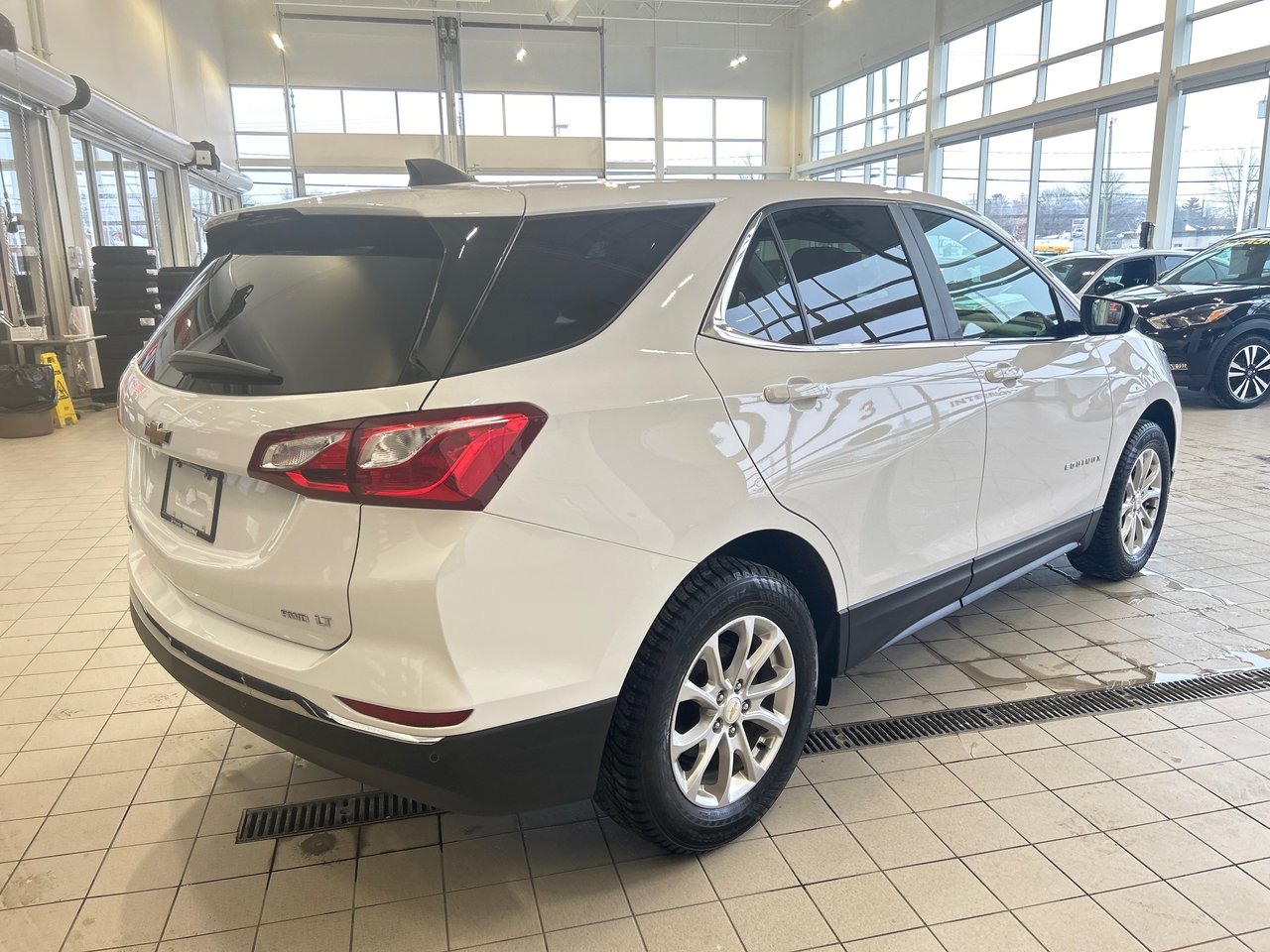 2021 Chevrolet Equinox - Image 6