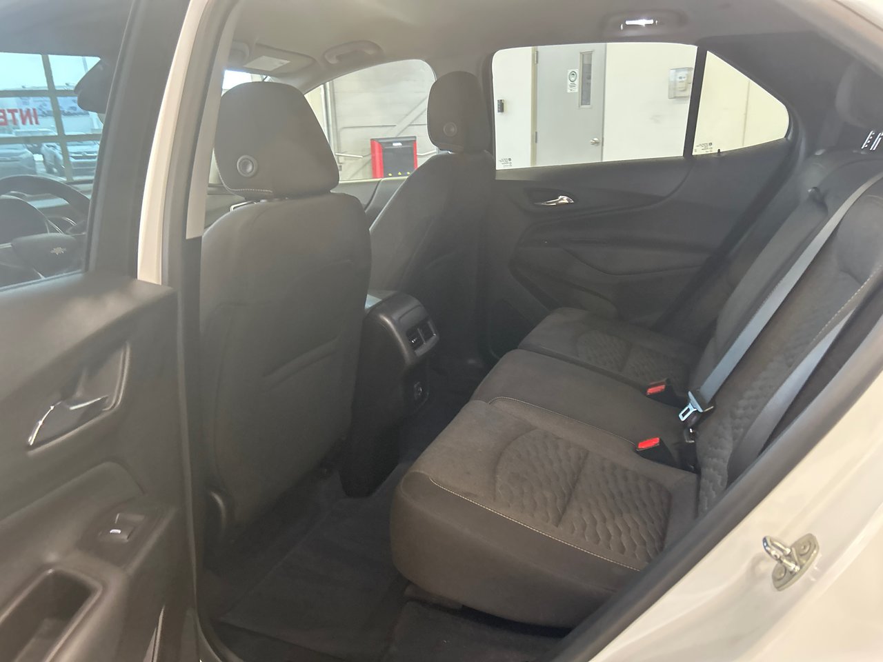 2021 Chevrolet Equinox - Image 9