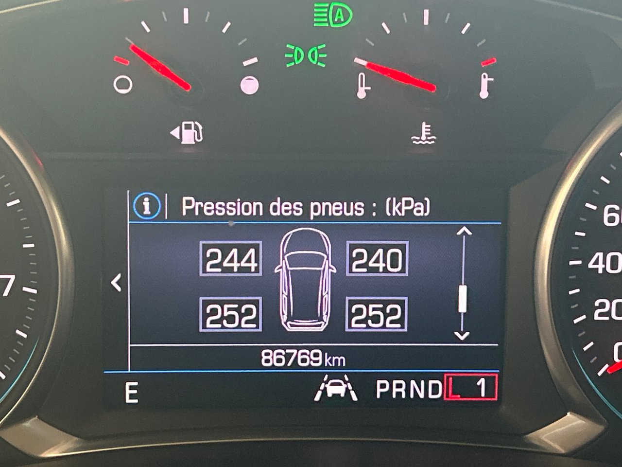 2021 Chevrolet Equinox - Image 27