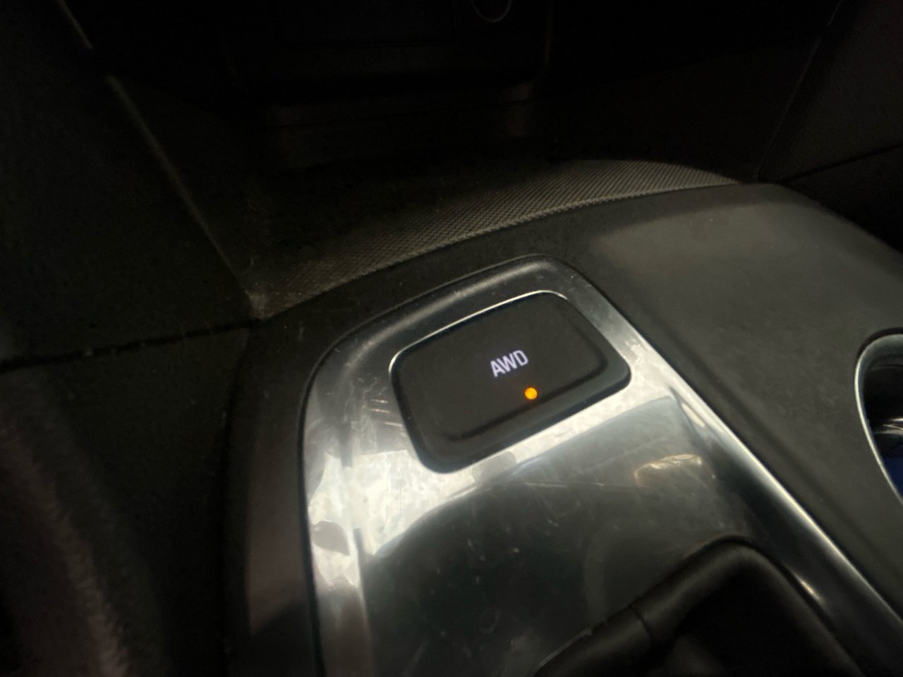 2021 Chevrolet Equinox - Image 29