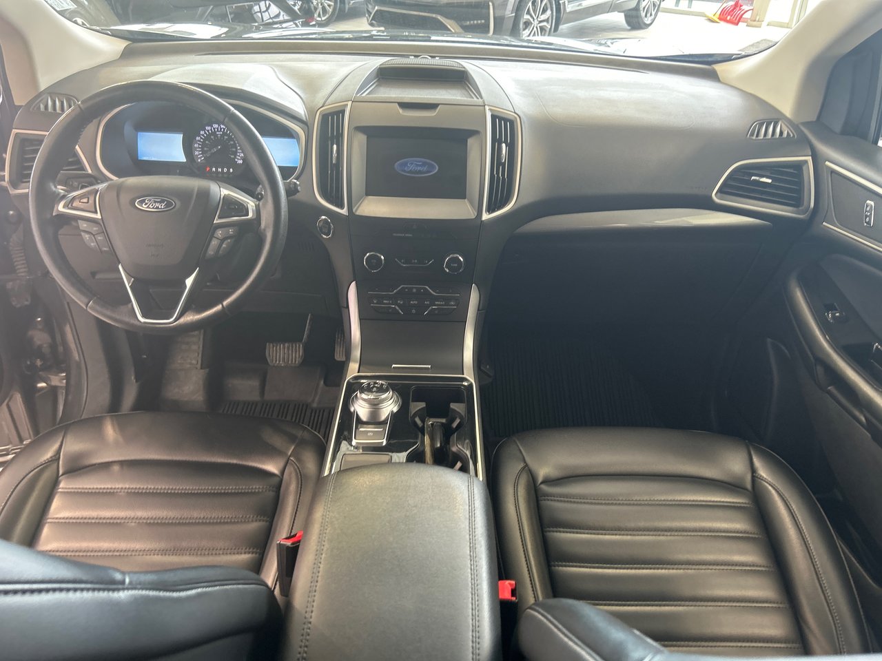 2020 Ford Edge - Image 12