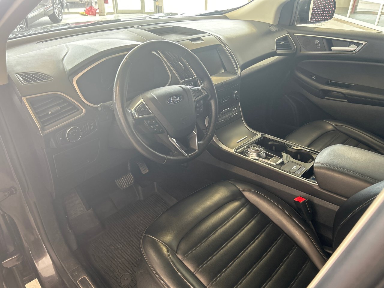 2020 Ford Edge - Image 18