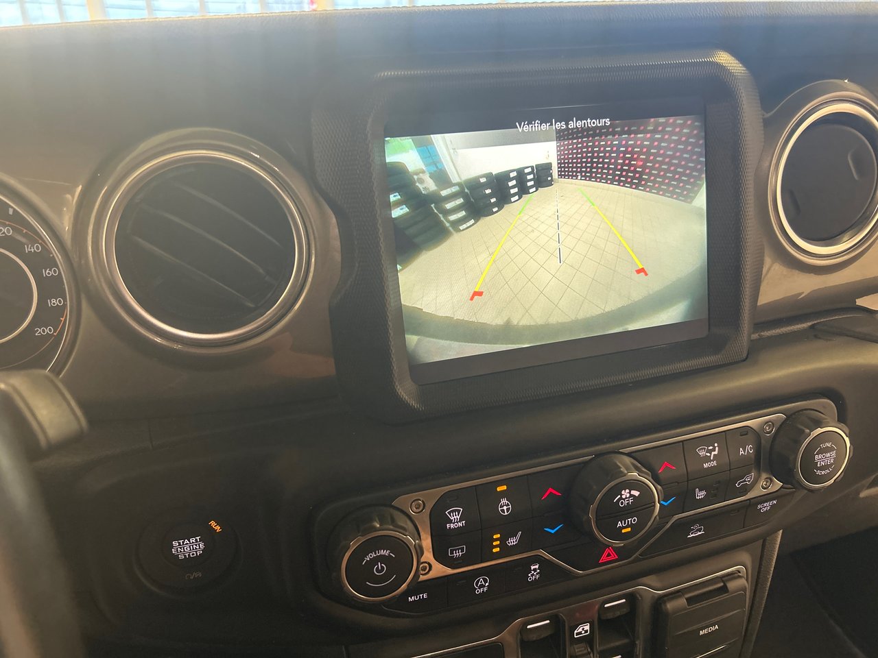 2021 Jeep Wrangler - Image 33