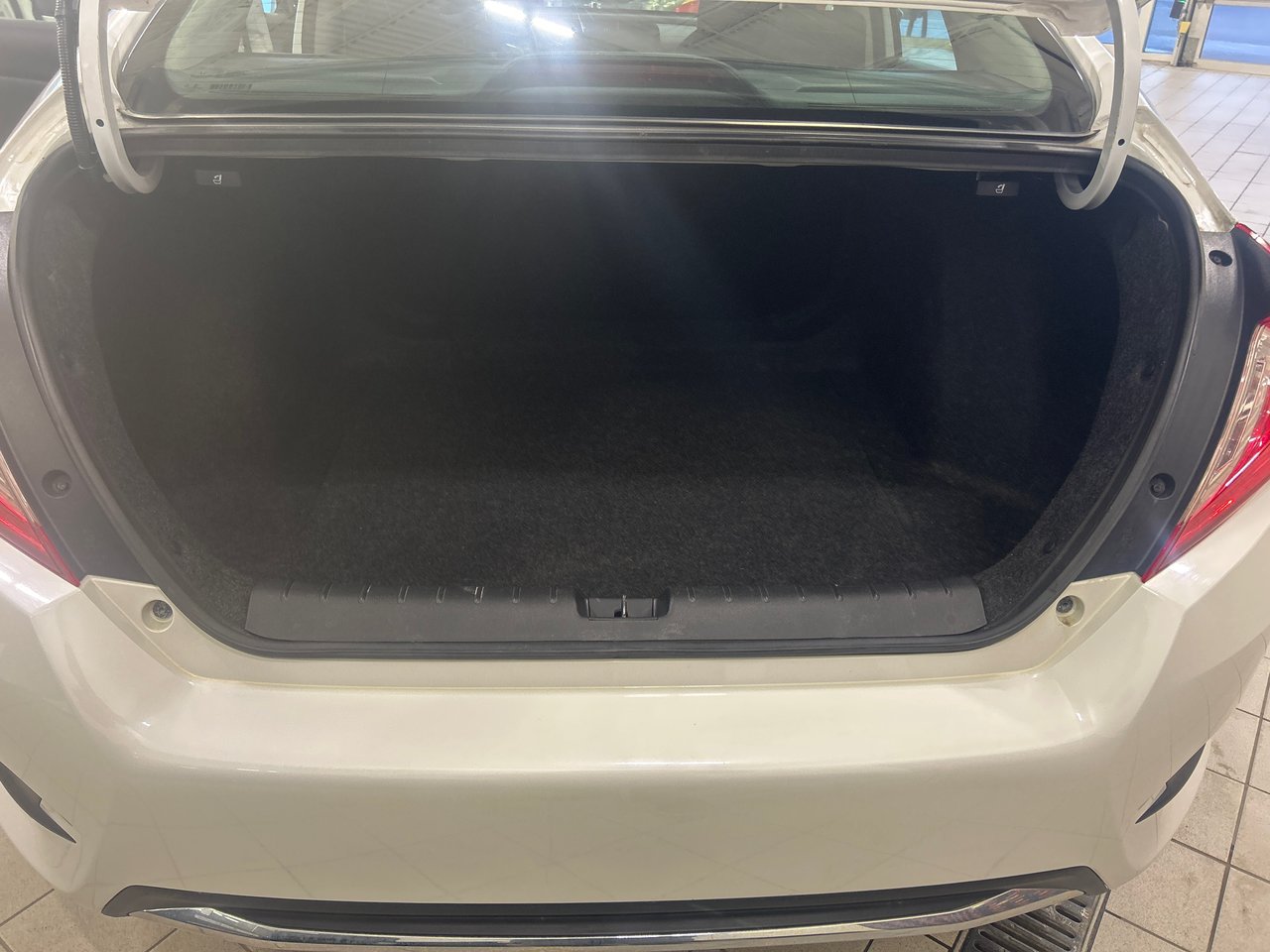 2021 Honda Civic Sedan - Image 7