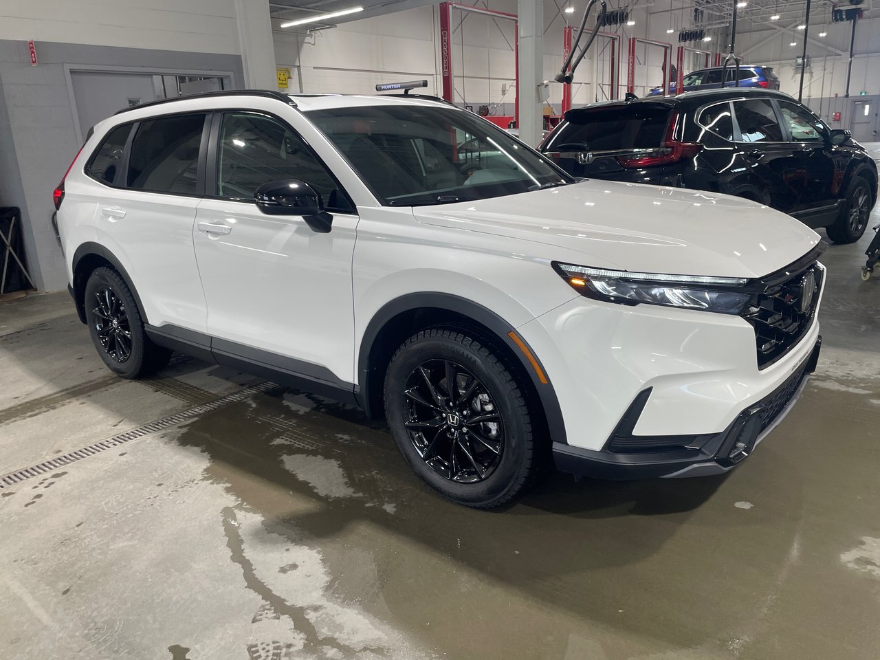 2026 Honda CR-V Hybrid - Image 4