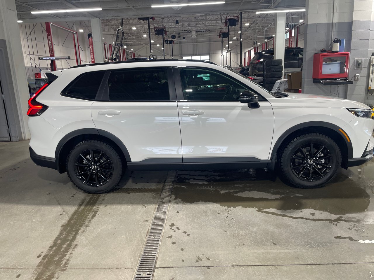 2026 Honda CR-V Hybrid - Image 5