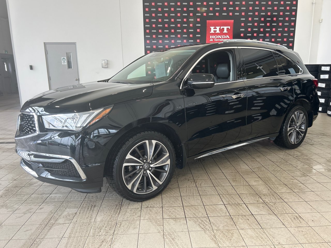 2019 Acura MDX - Image 2