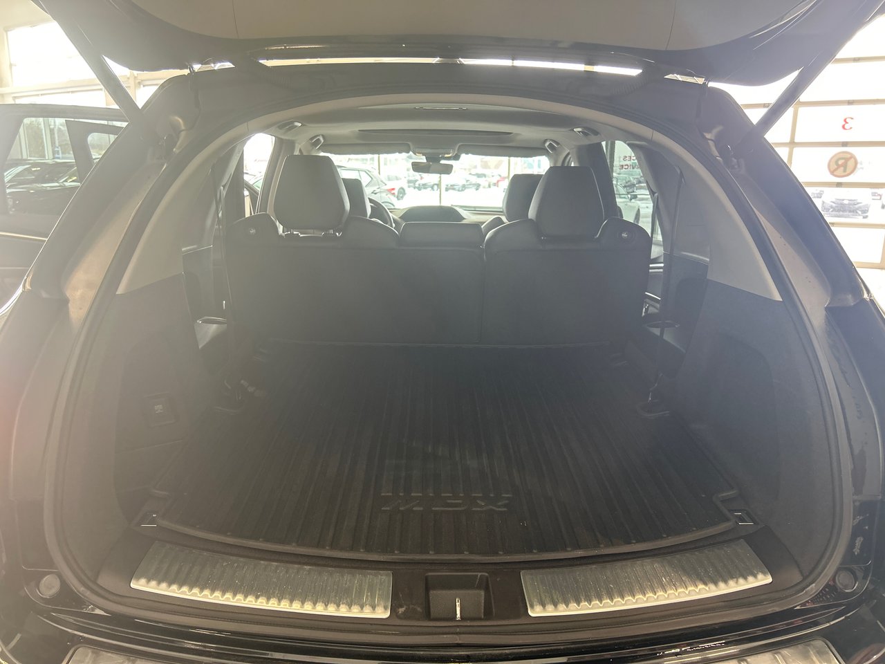 2019 Acura MDX - Image 9