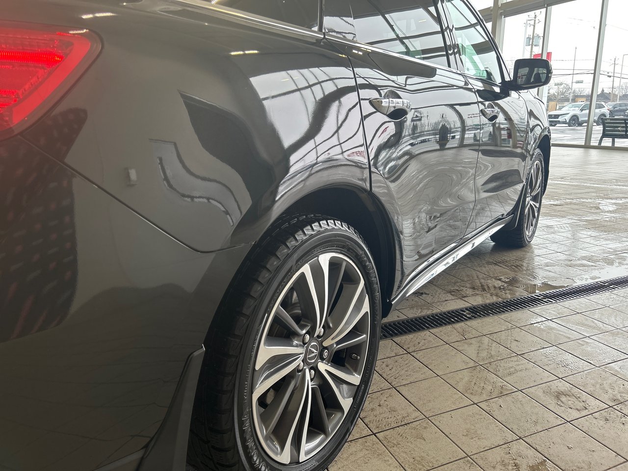 2019 Acura MDX - Image 13