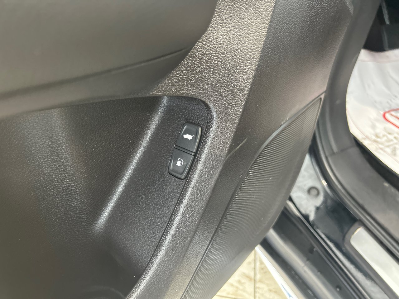 2019 Acura MDX - Image 27