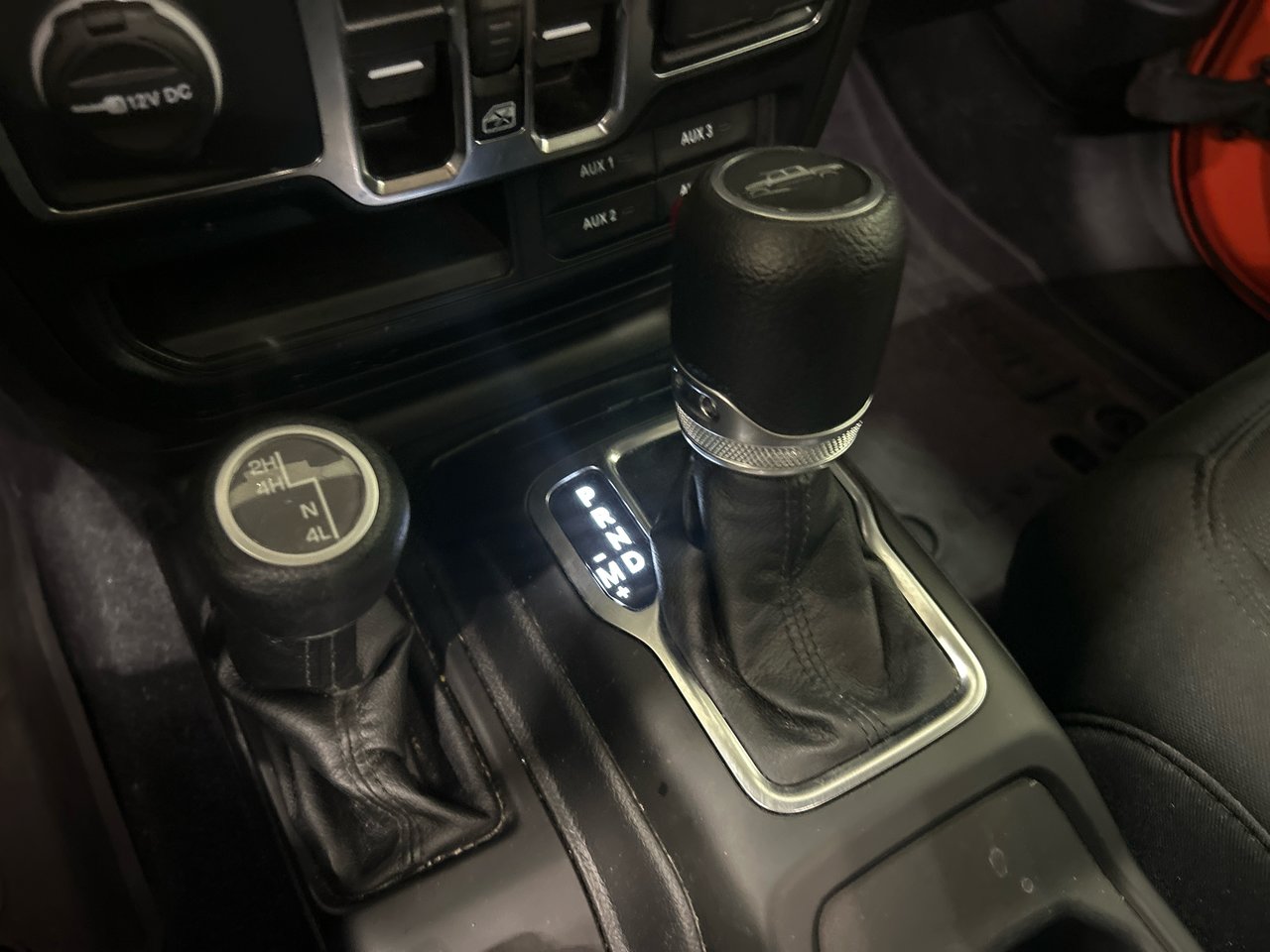 2023 Jeep Gladiator - Image 22