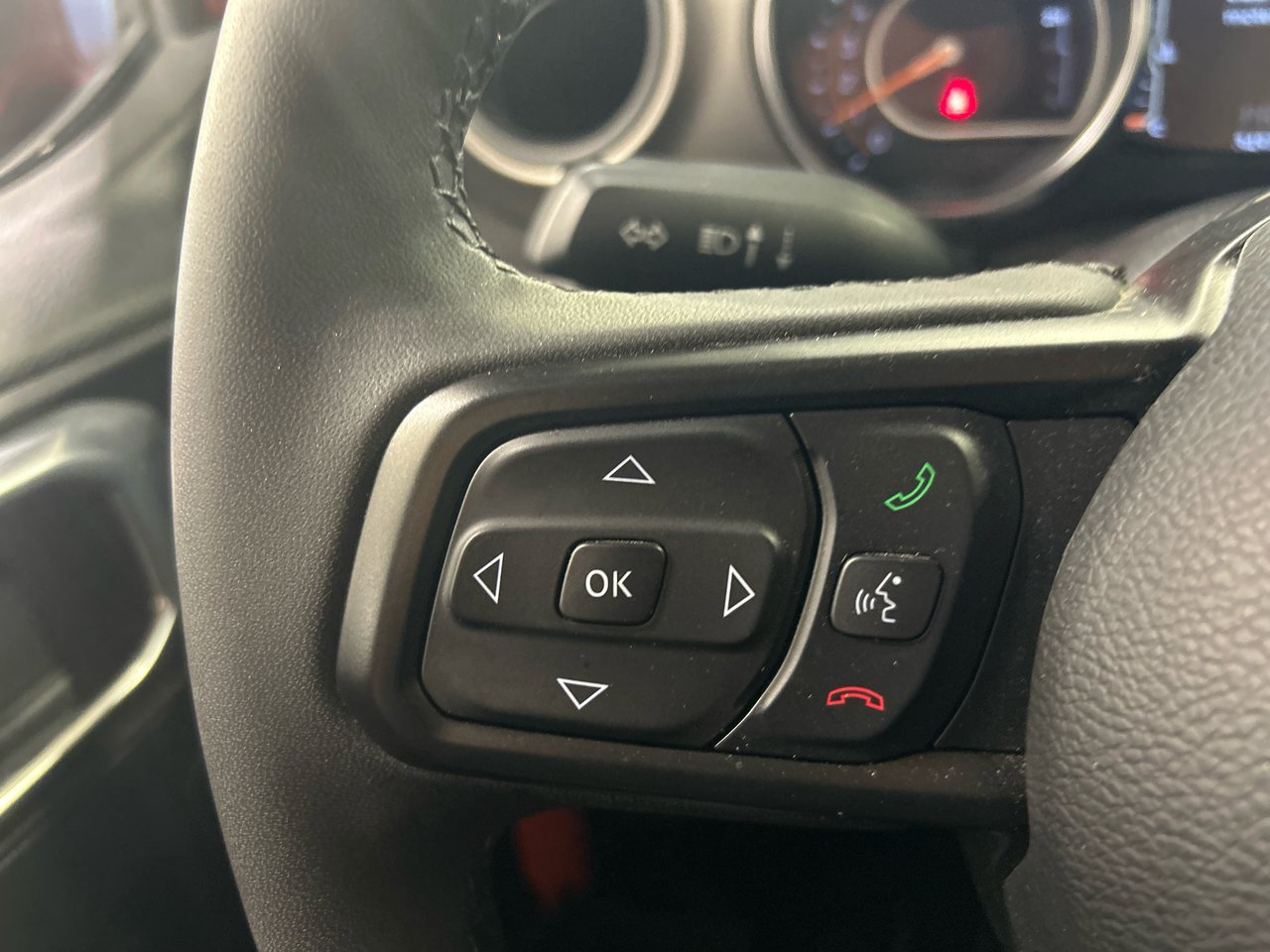 2023 Jeep Gladiator - Image 27