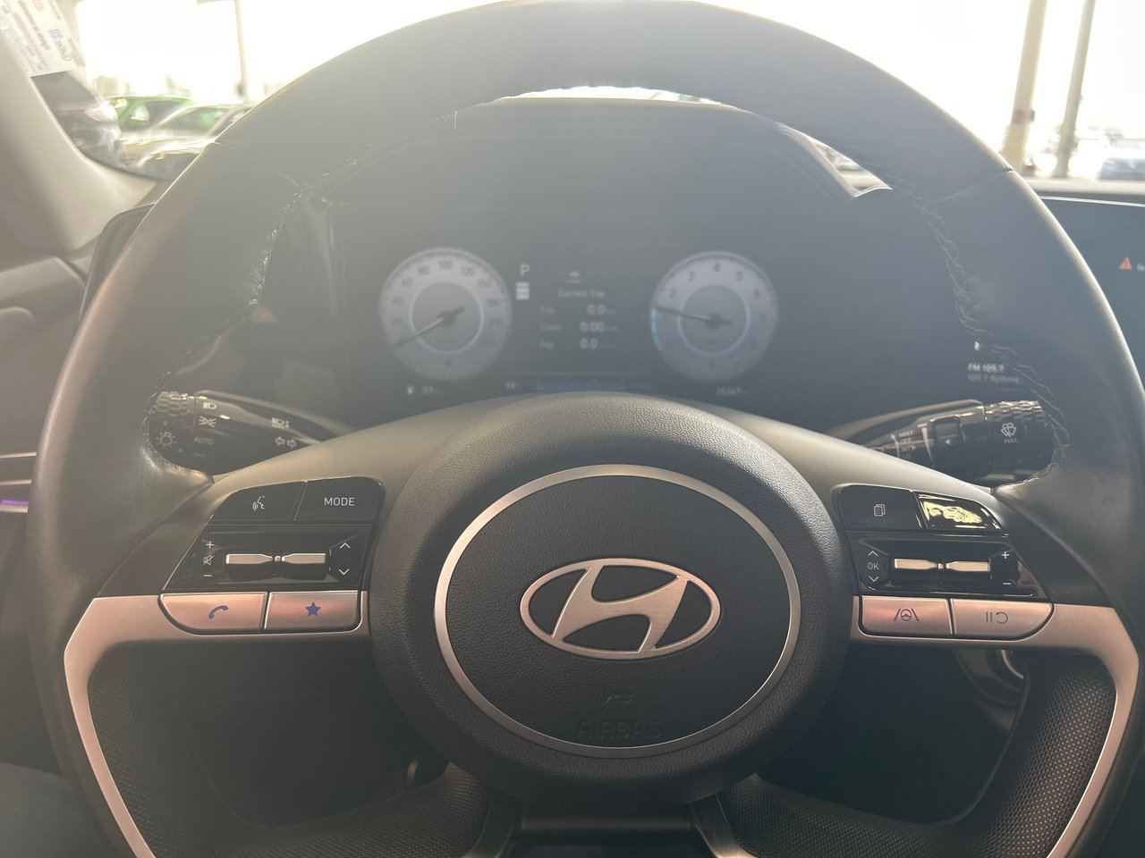2024 Hyundai Elantra - Image 27