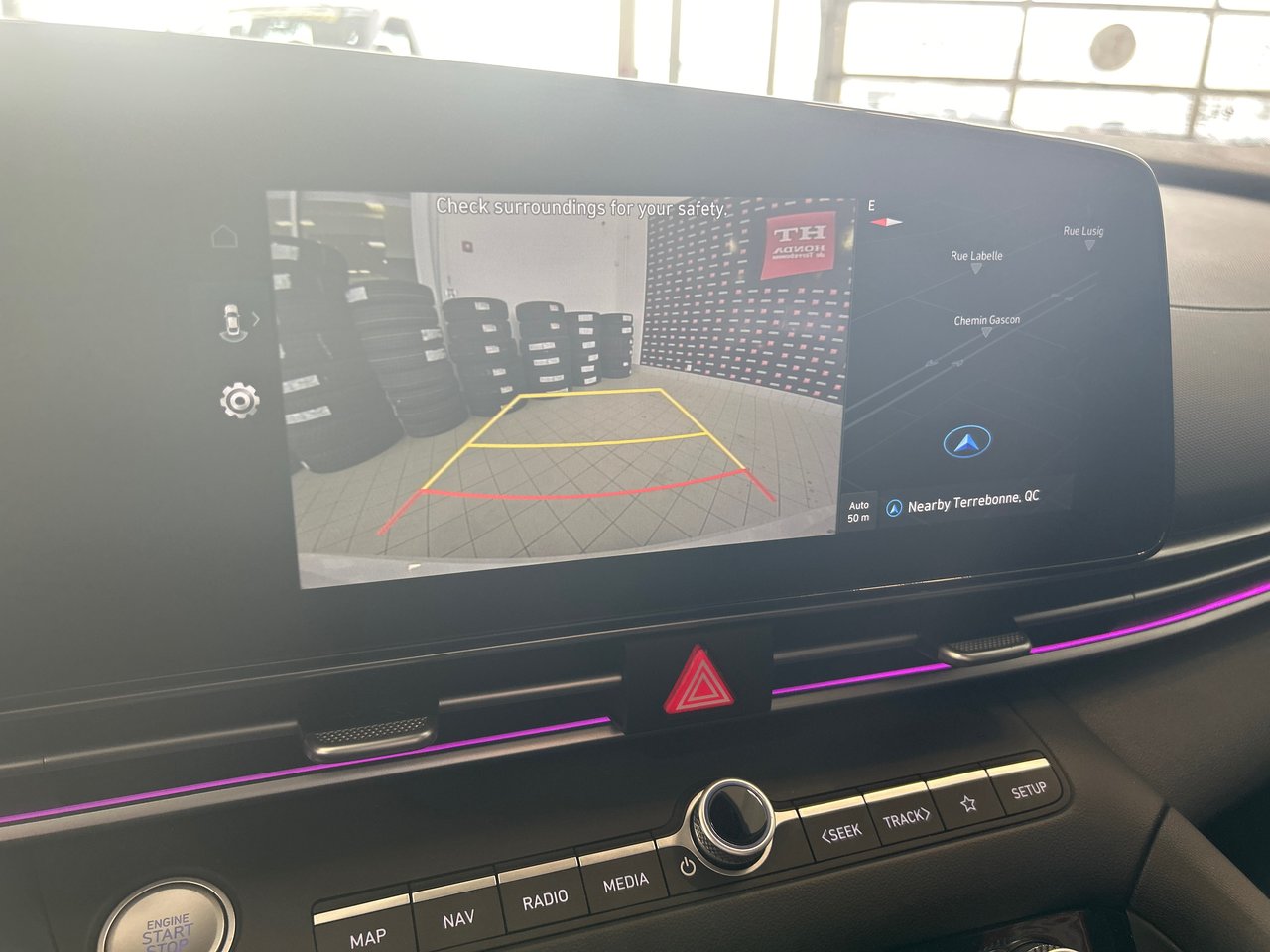 2024 Hyundai Elantra - Image 28