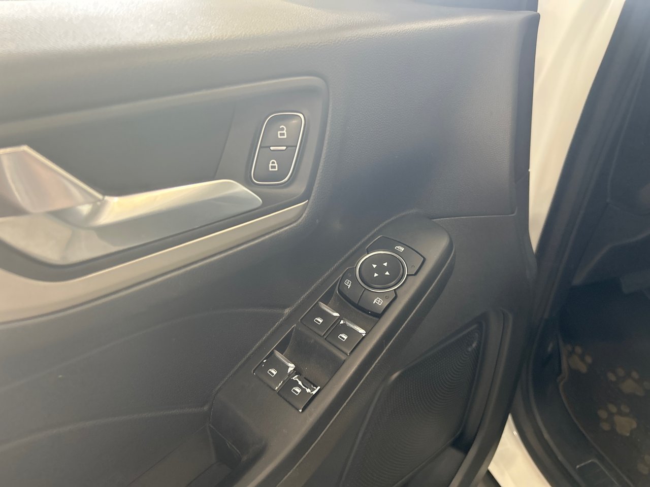 2021 Ford Escape - Image 22