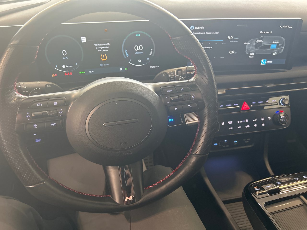 2025 Hyundai Tucson Hybrid - Image 24