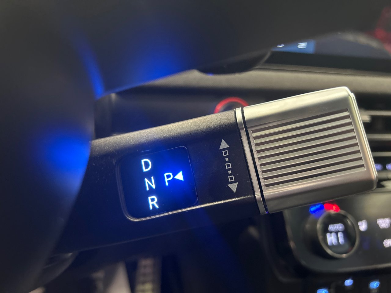 2025 Hyundai Tucson Hybrid - Image 27