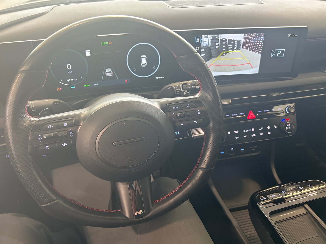 2025 Hyundai Tucson Hybrid - Image 35