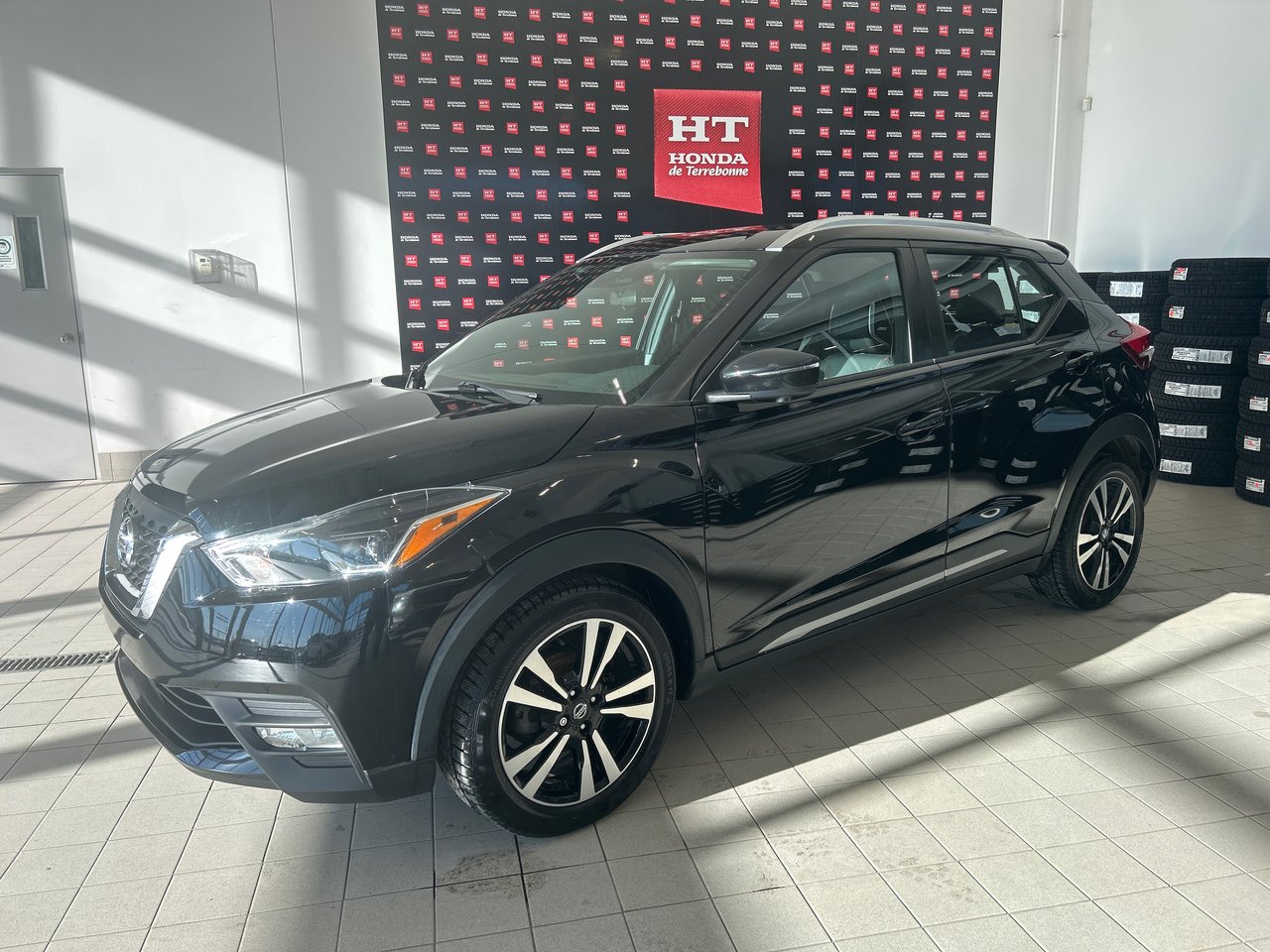 2020 Nissan Kicks - Image 2