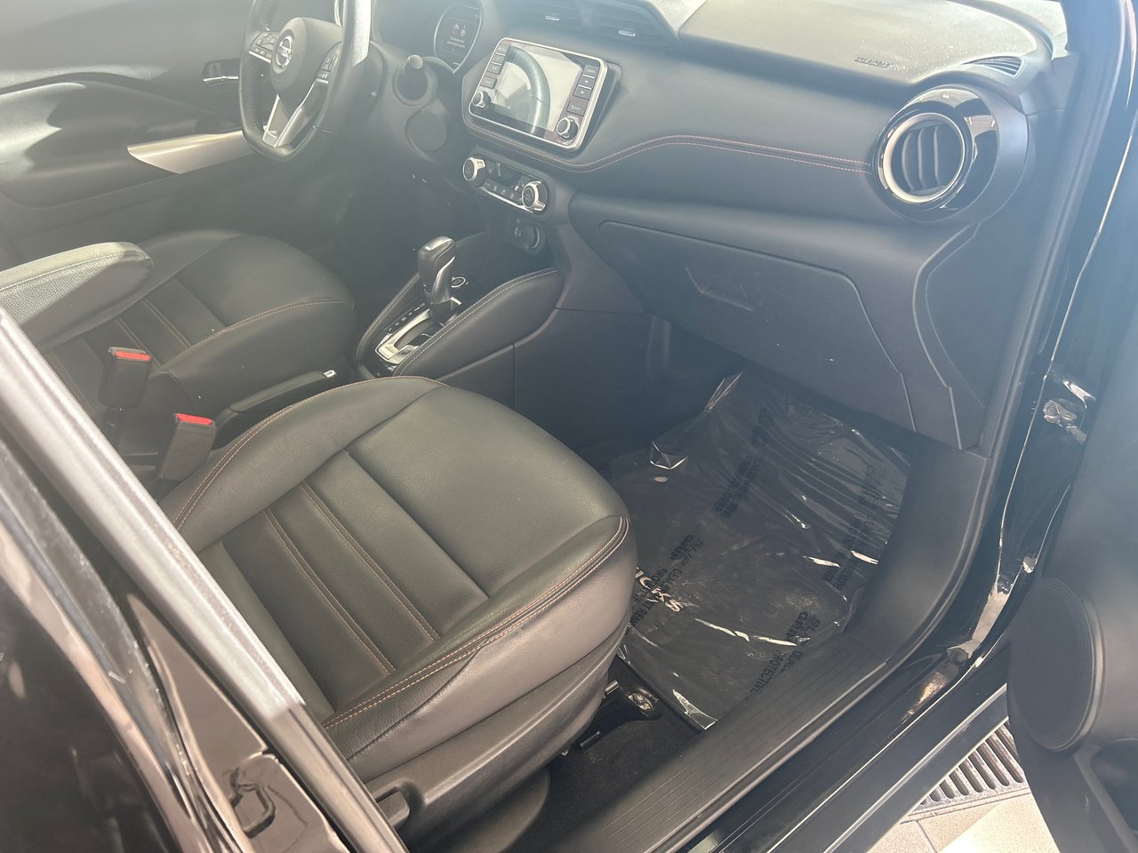 2020 Nissan Kicks - Image 13