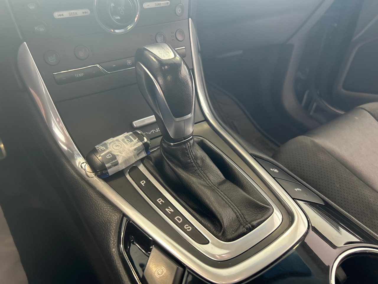 2016 Ford Edge - Image 21