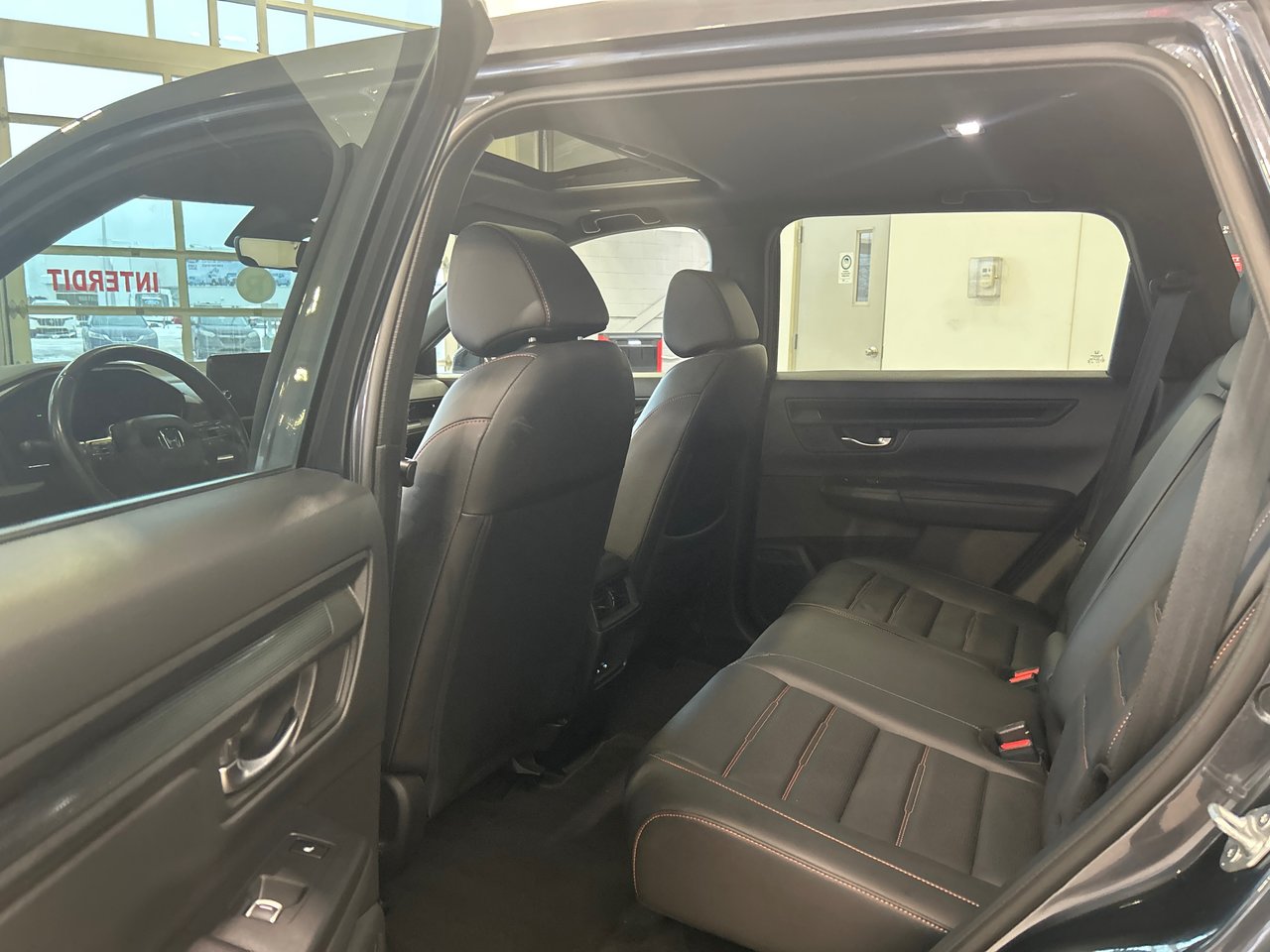 2024 Honda CR-V Hybrid - Image 9