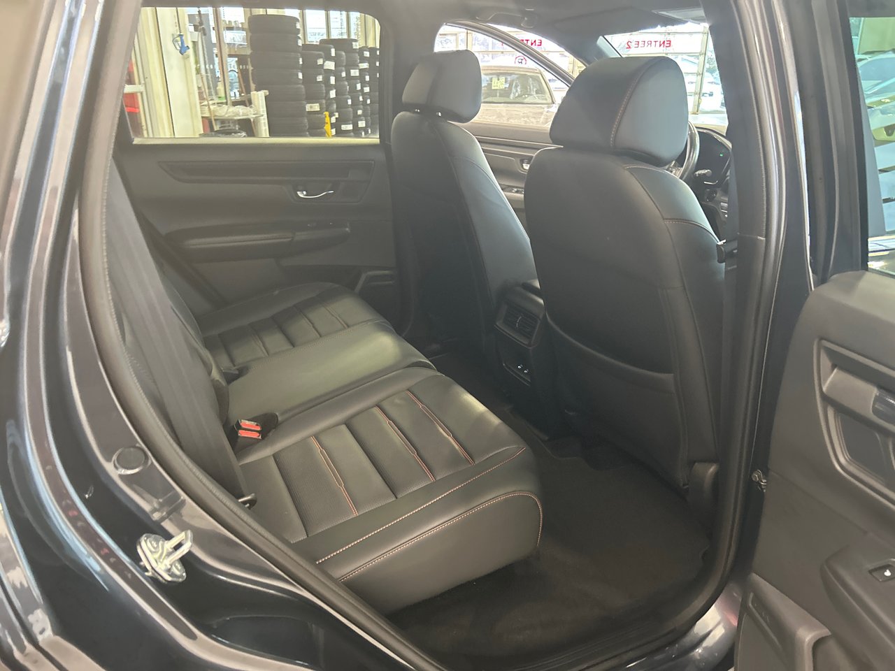 2024 Honda CR-V Hybrid - Image 12