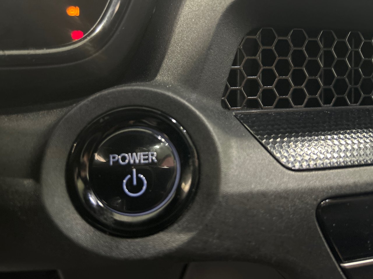 2024 Honda CR-V Hybrid - Image 23