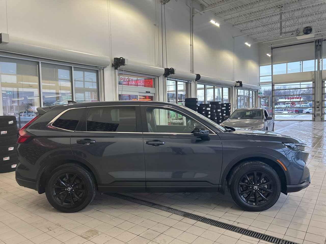 2024 Honda CR-V Hybrid - Image 37