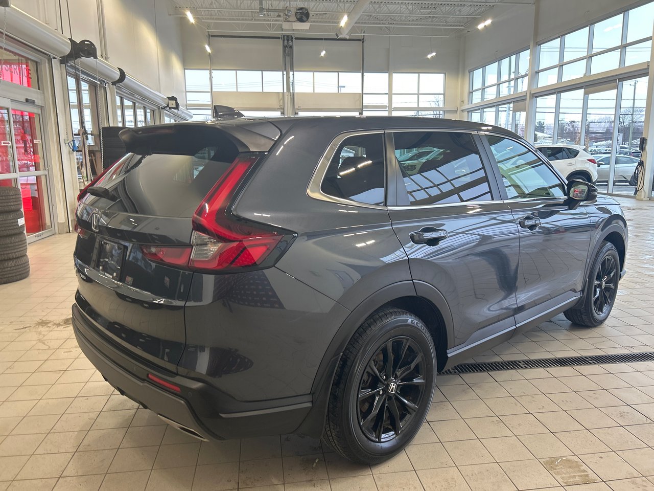 2024 Honda CR-V Hybrid - Image 38