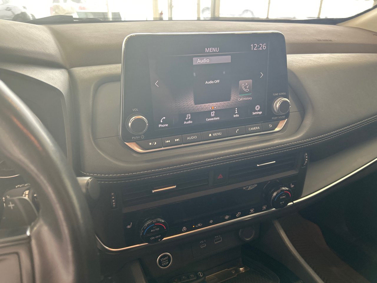 2022 Nissan Rogue - Image 21