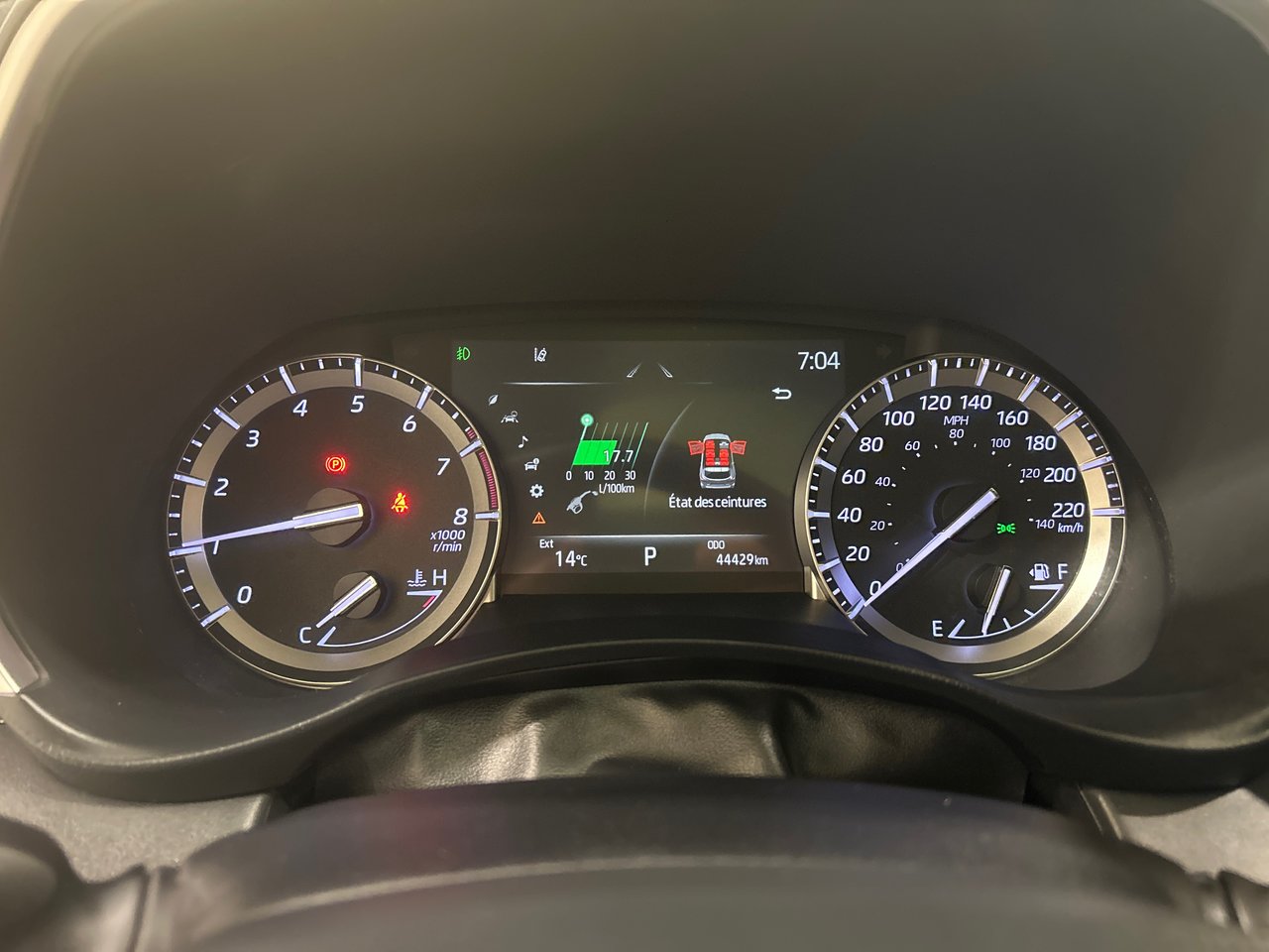 2022 Toyota Highlander - Image 31