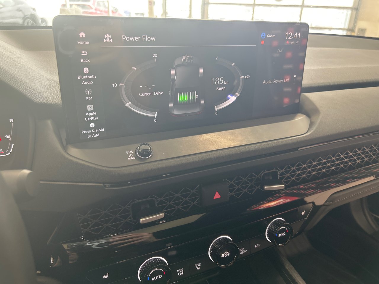 2025 Honda Accord Hybrid - Image 25