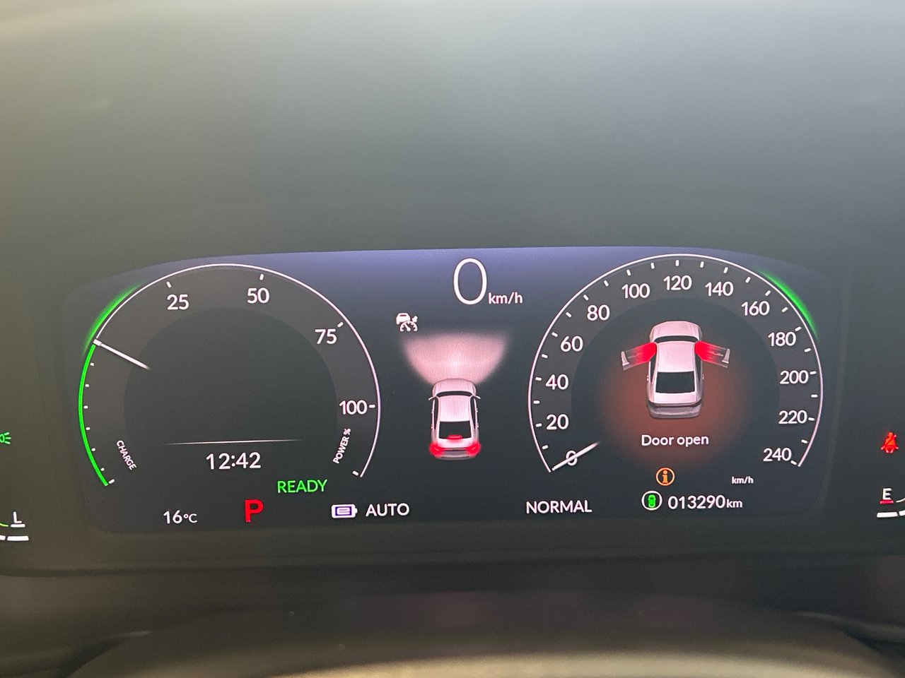 2025 Honda Accord Hybrid - Image 33