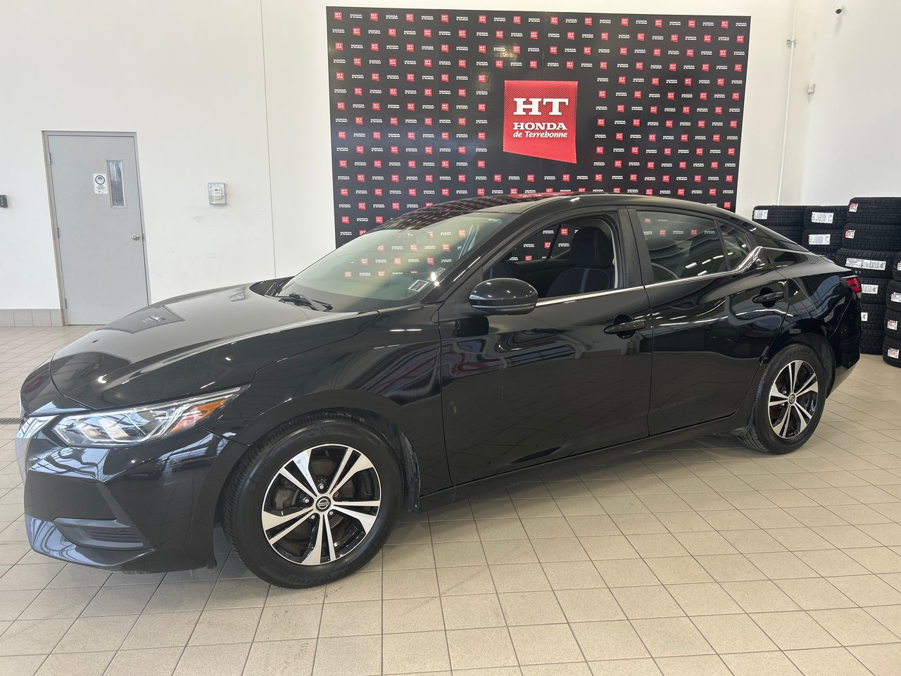 2020 Nissan Sentra - Image 2