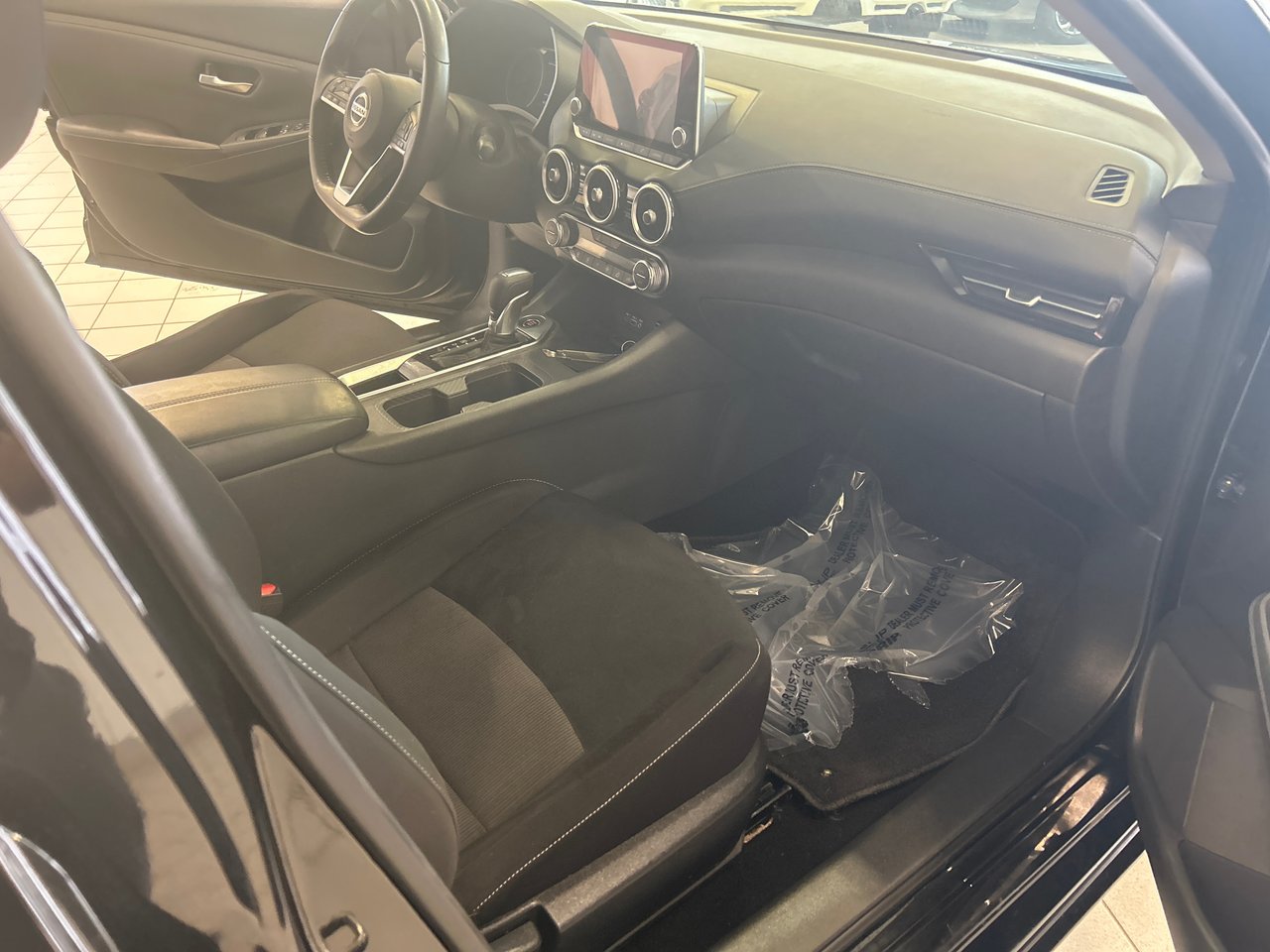 2020 Nissan Sentra - Image 12