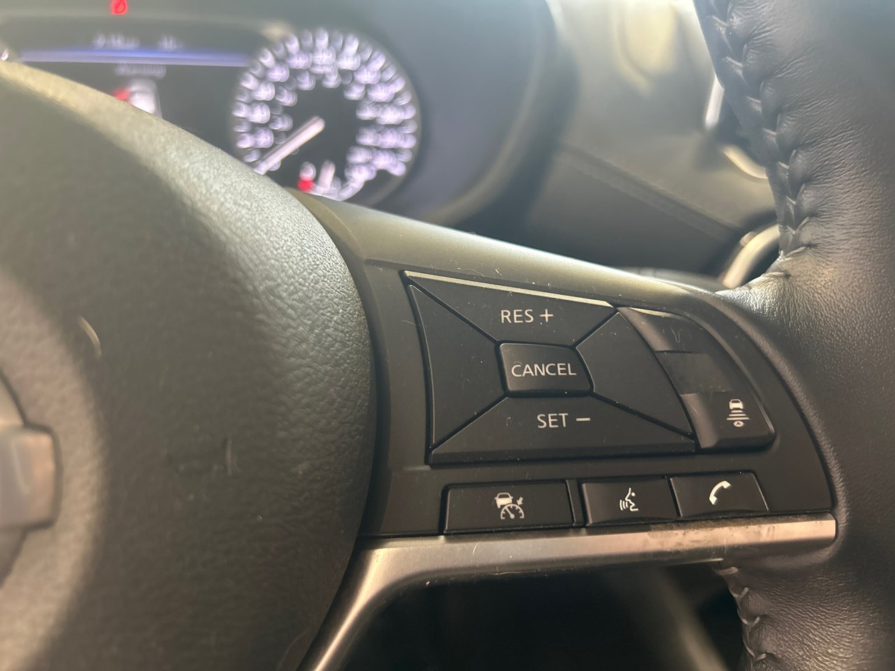 2020 Nissan Sentra - Image 23