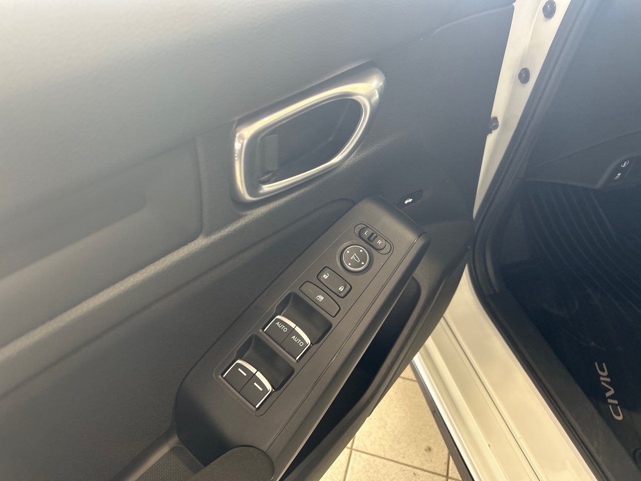 2024 Honda Civic Sedan - Image 18