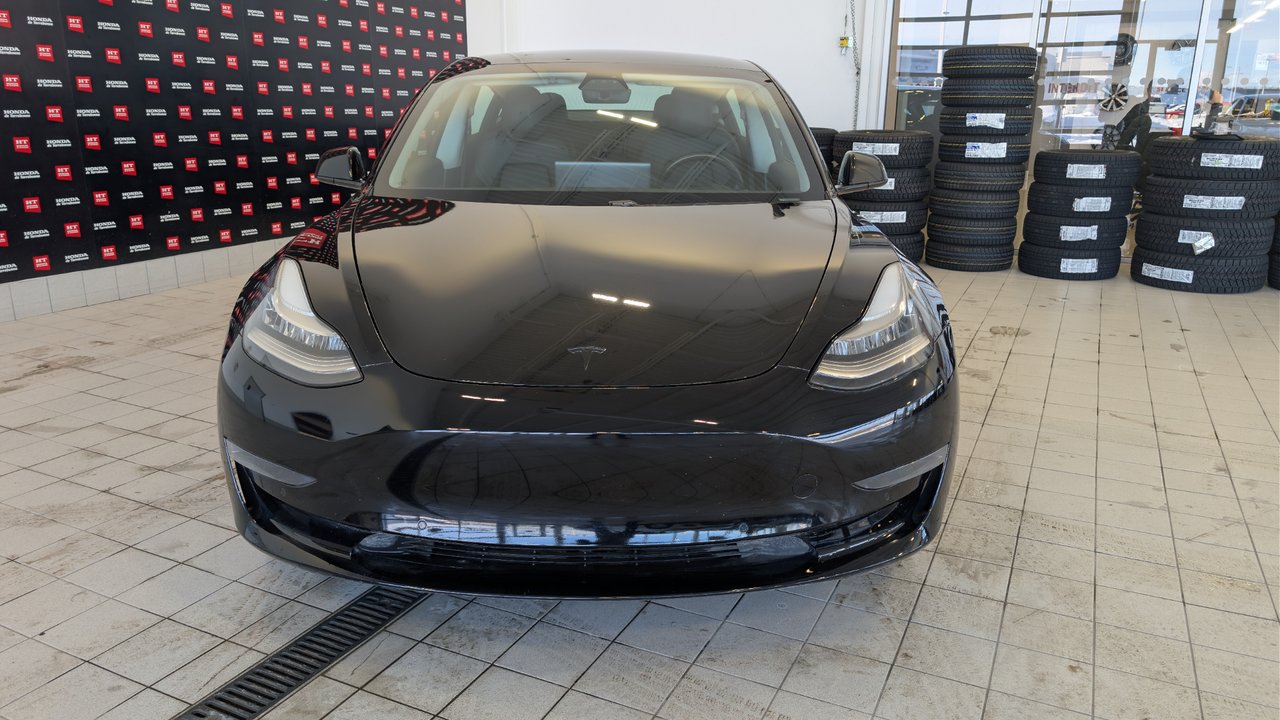 2020 Tesla Model 3 - Image 2