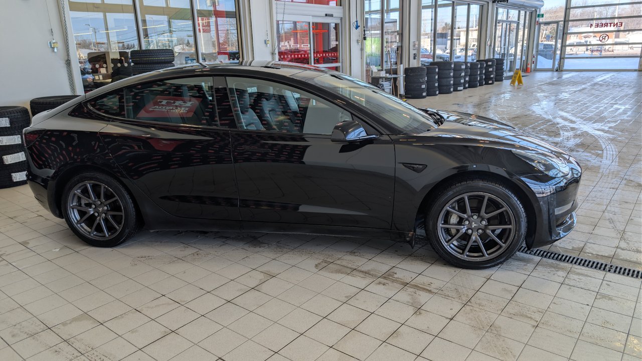 2020 Tesla Model 3 - Image 4