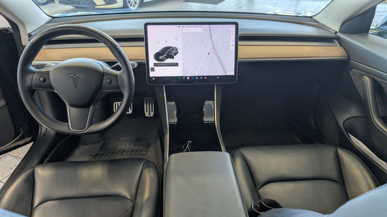 2020 Tesla Model 3 - Image 12