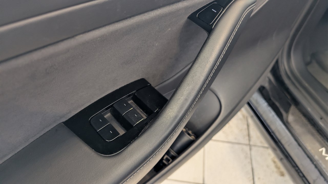 2020 Tesla Model 3 - Image 14