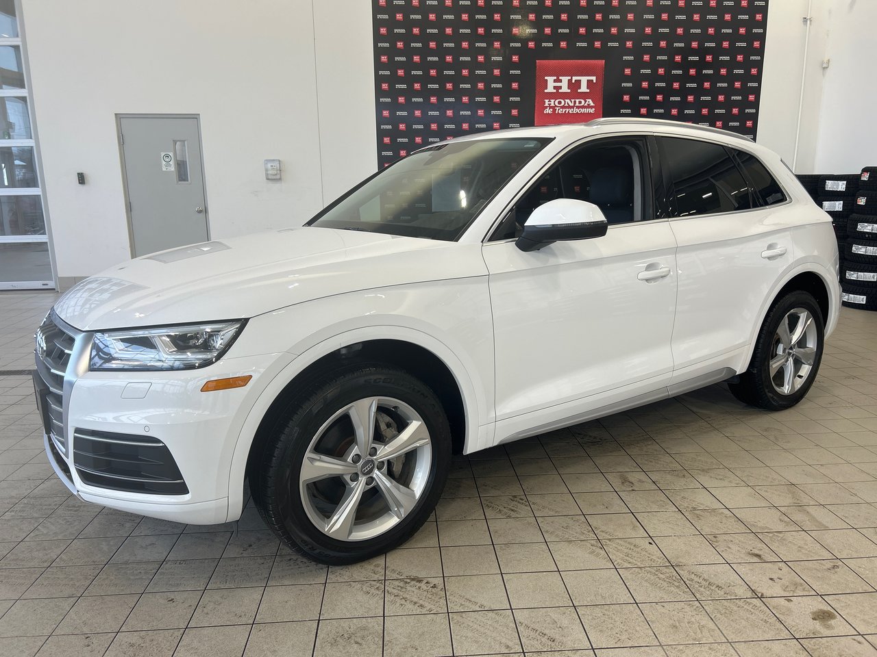 2020 Audi Q5 - Image 2