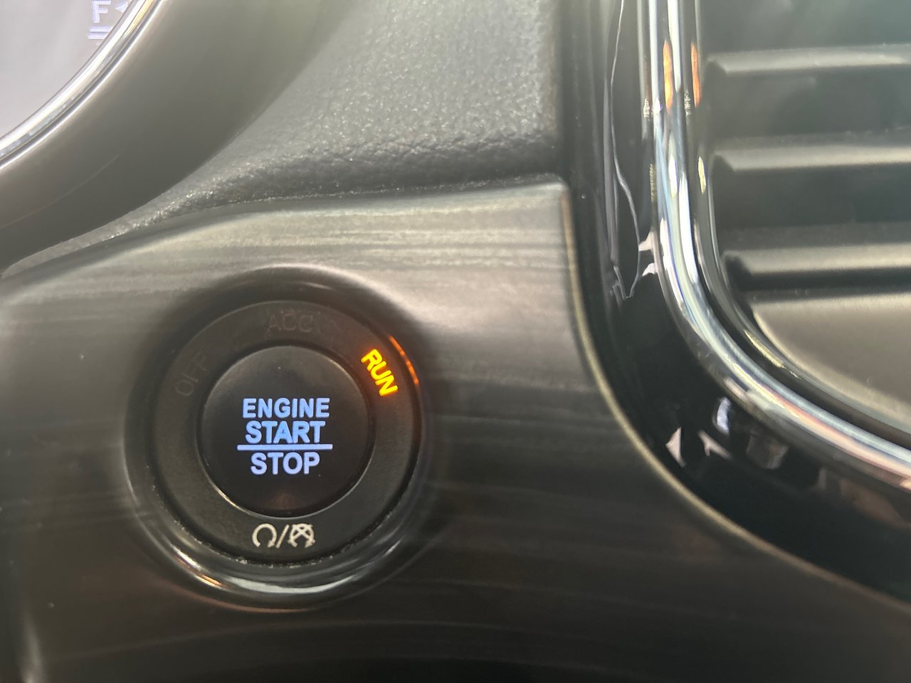 2022 Jeep Grand Cherokee WK - Image 18