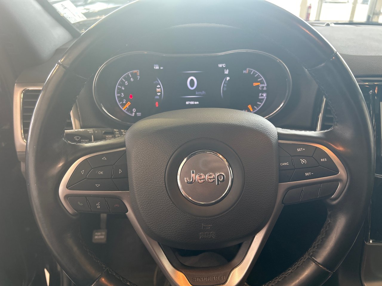 2022 Jeep Grand Cherokee WK - Image 21