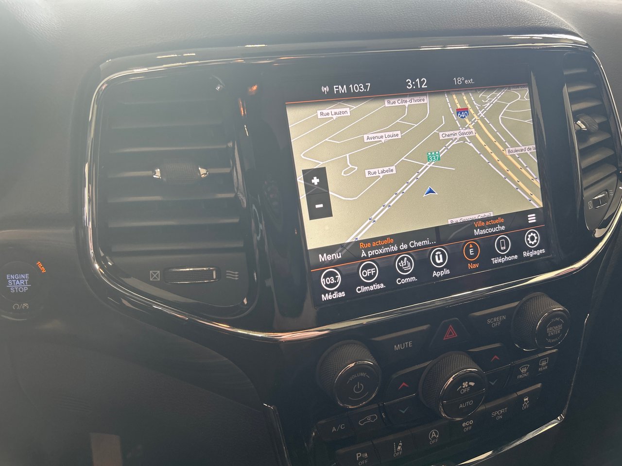 2022 Jeep Grand Cherokee WK - Image 26