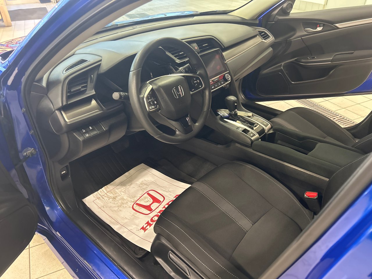 2020 Honda Civic Sedan - Image 13