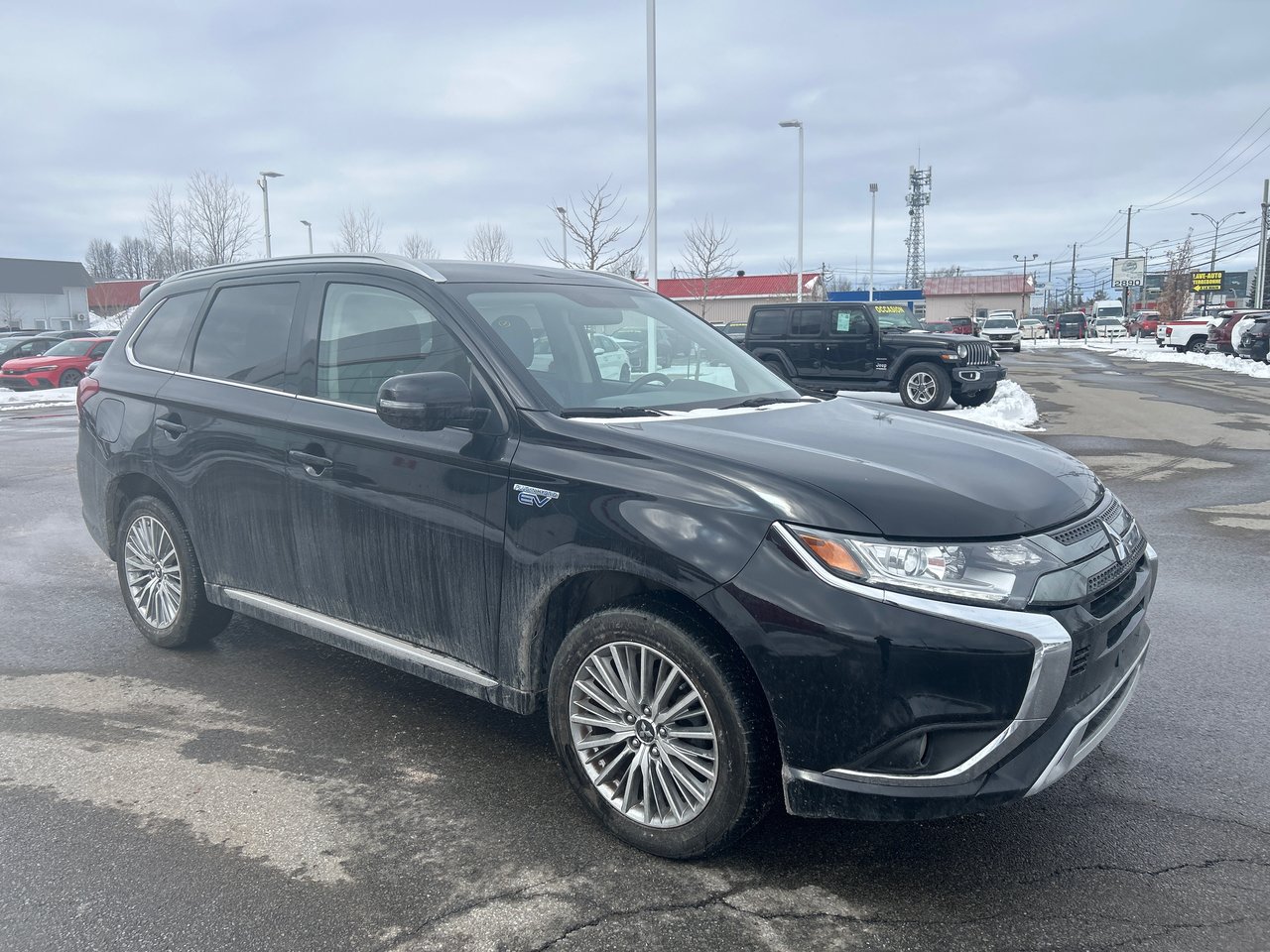 2020 Mitsubishi Outlander PHEV - Image 3