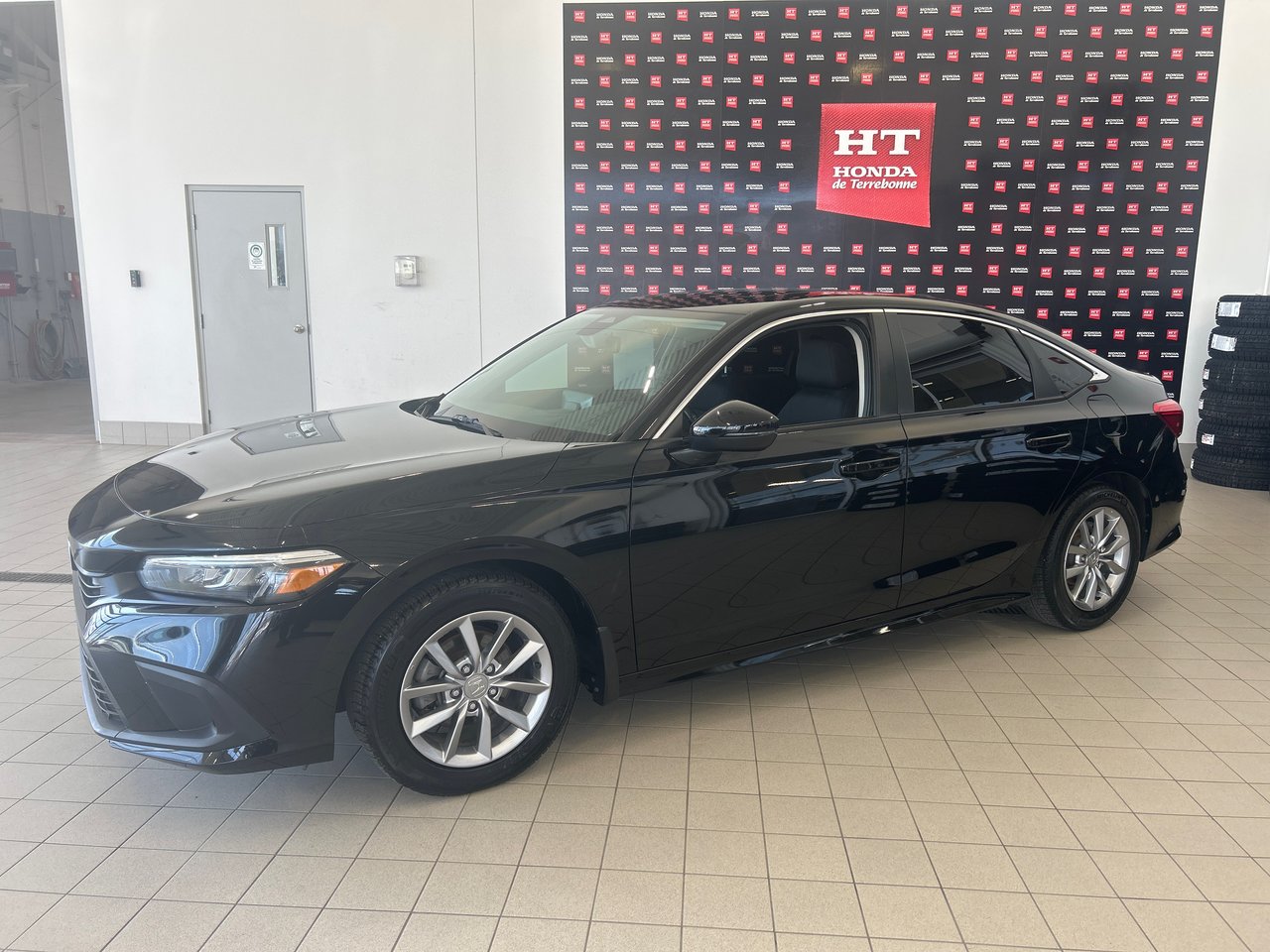 2023 Honda Civic Sedan - Image 2